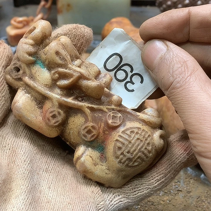 未镶嵌和田玉挂件