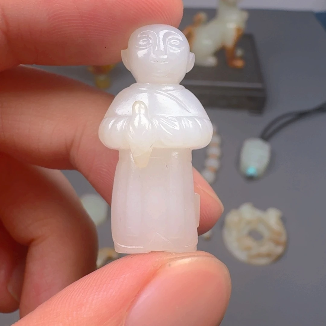 心***意和田玉未镶嵌颈饰