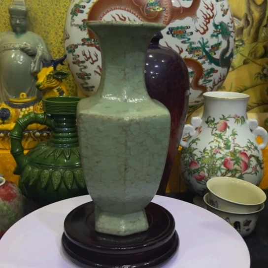 五孔罐红汝玛瑙釉瓷器