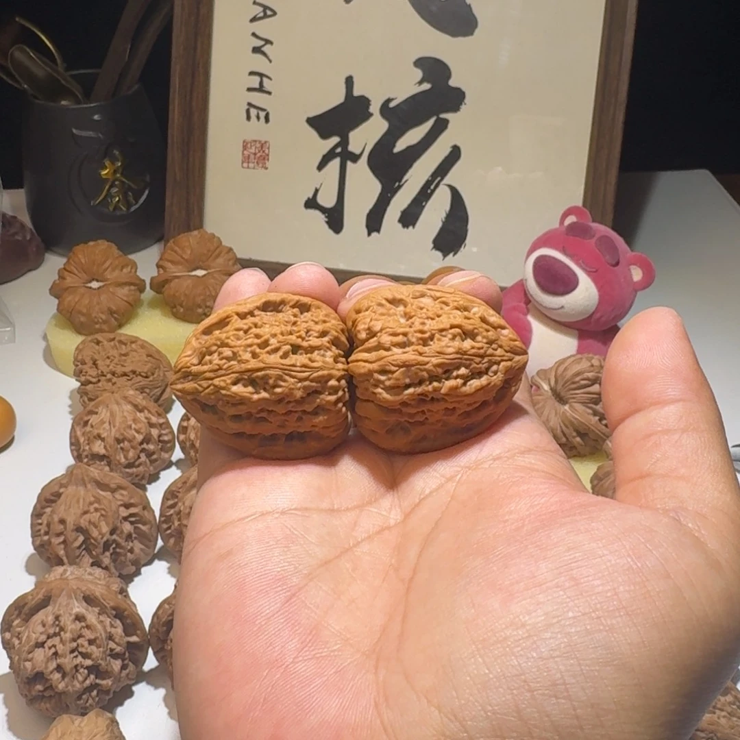 那***.文玩核桃吊坠36尺寸逐鹿一代南疆石