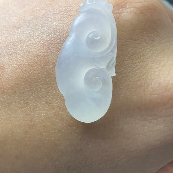 定制翡翠未镶嵌白冰如意