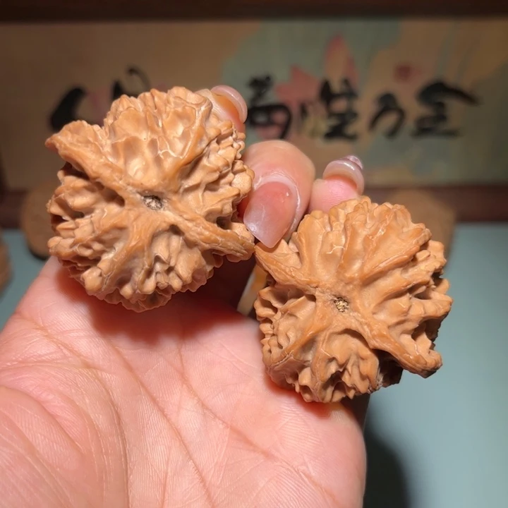 吊坠文玩核桃苹果园