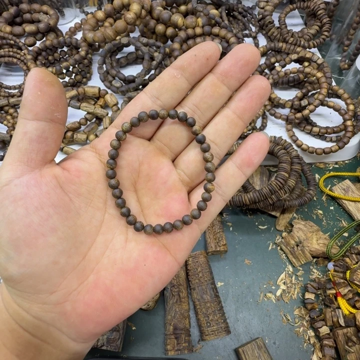 沉香沉香碎屑奇楠沉香金沙叶卡0.5单圈圆珠2克+