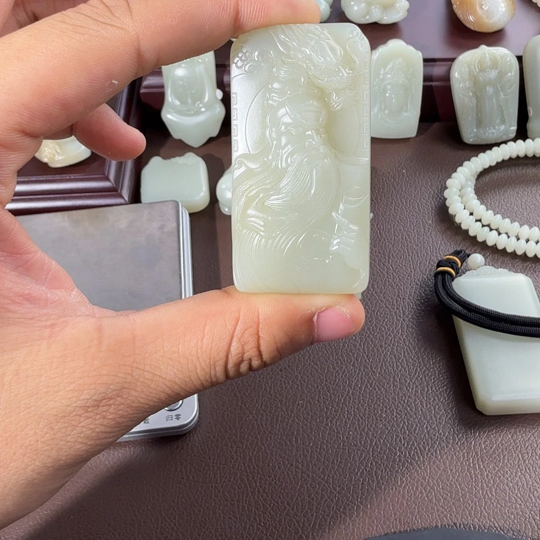 和田玉（糖玉）未镶嵌吊坠(不含链)