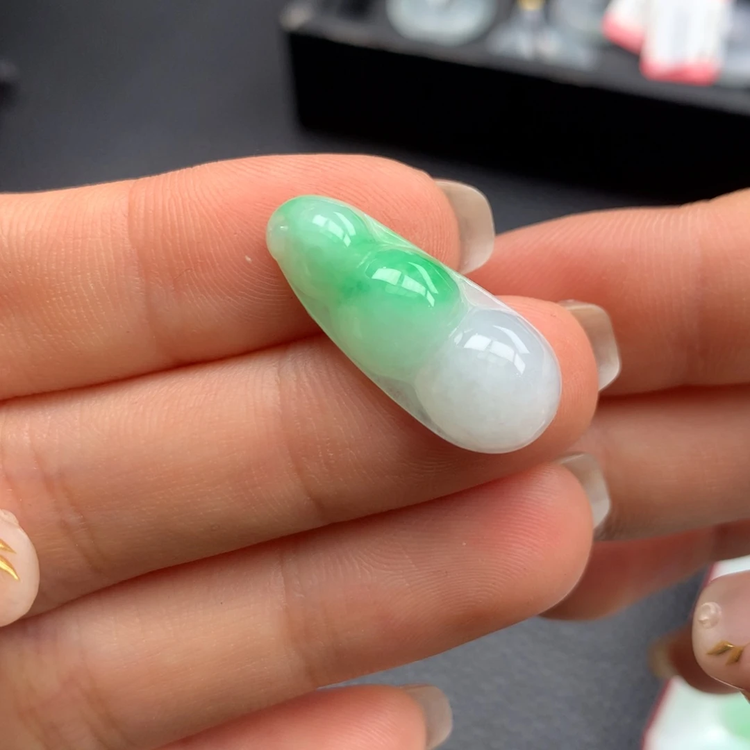 翡翠未镶嵌颈饰翡翠翡翠吊坠