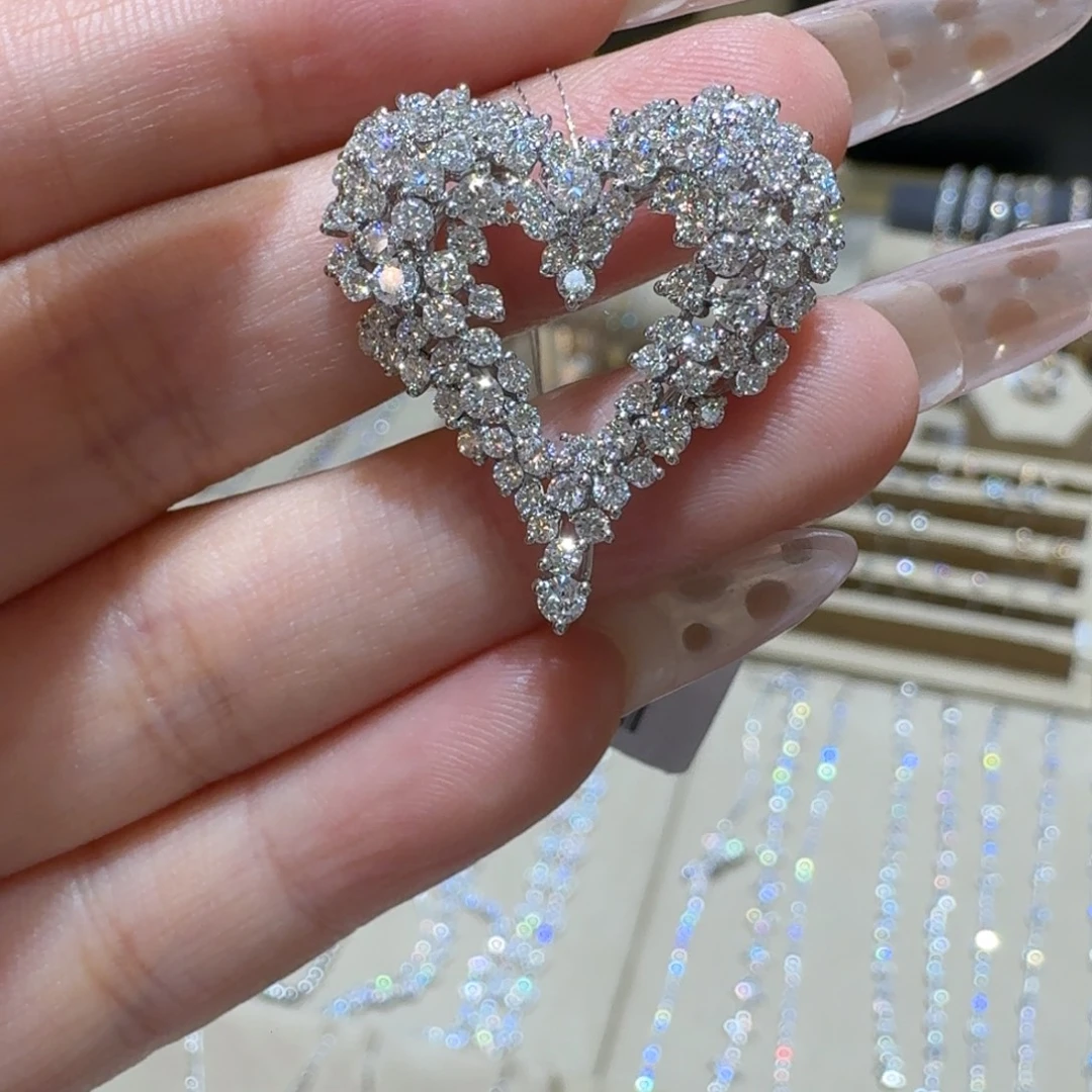 颈饰钻石18K金镶嵌