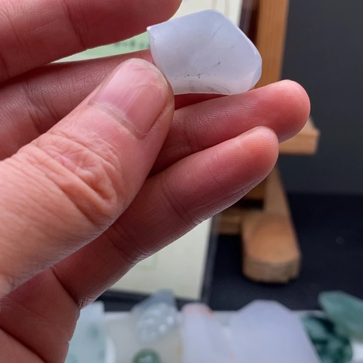 翡翠未镶嵌颈饰缅甸翡翠A货边角