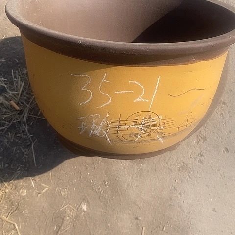 紫砂中国宜兴紫砂花盆，