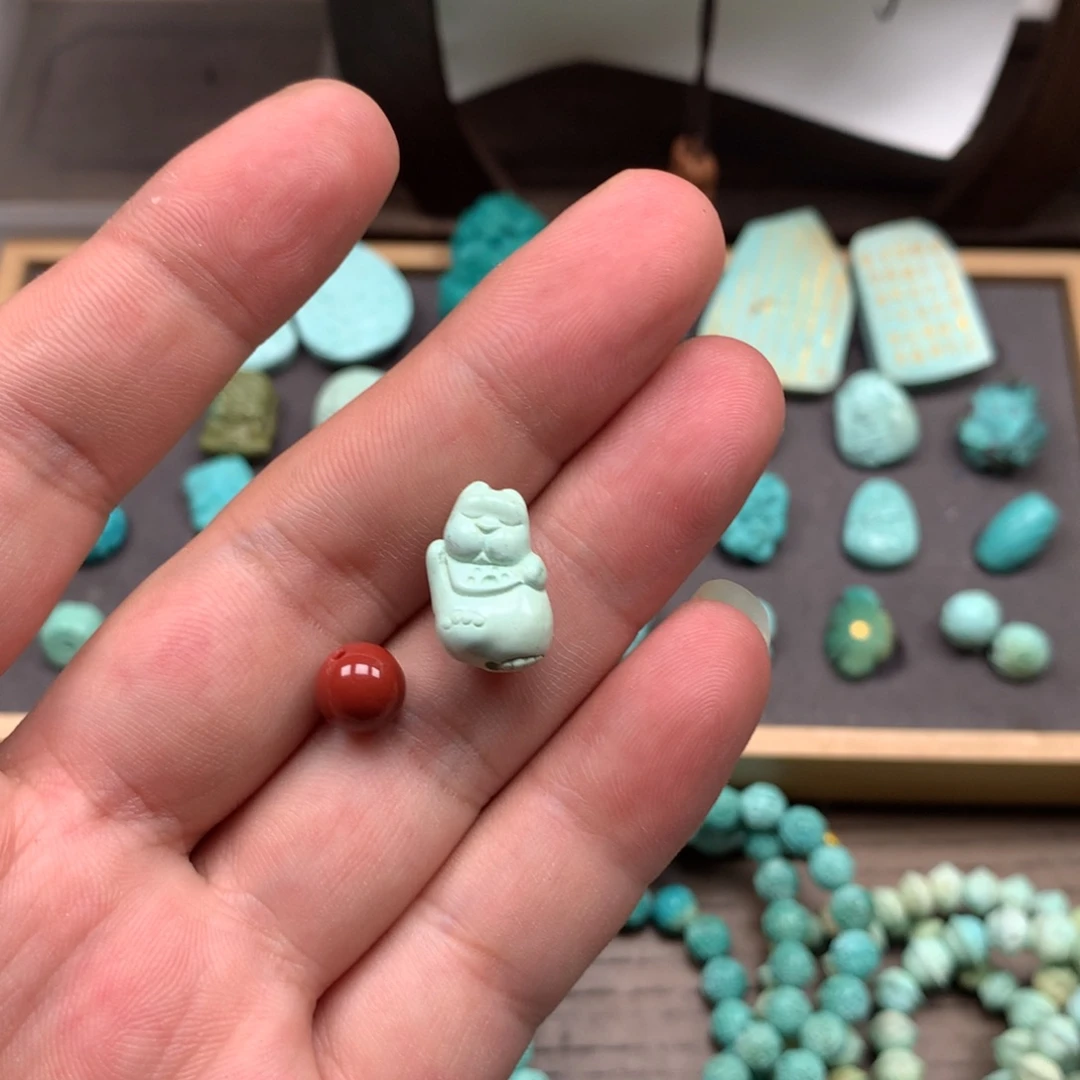 南红玛瑙雕刻未镶嵌