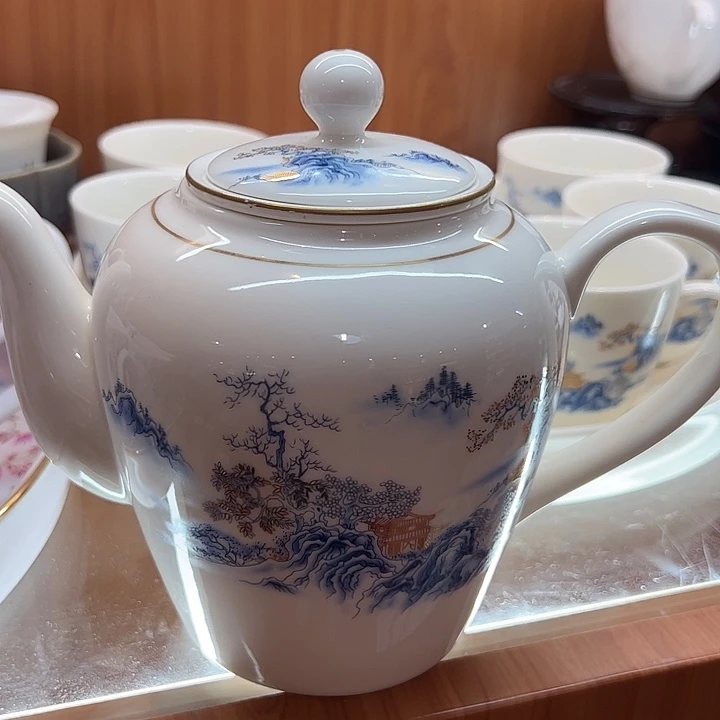 陶瓷茶壶哈哈哈哈哈