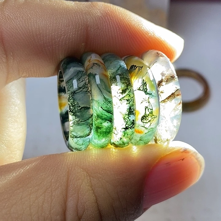 用***5玛瑙/玉髓未镶嵌颈饰