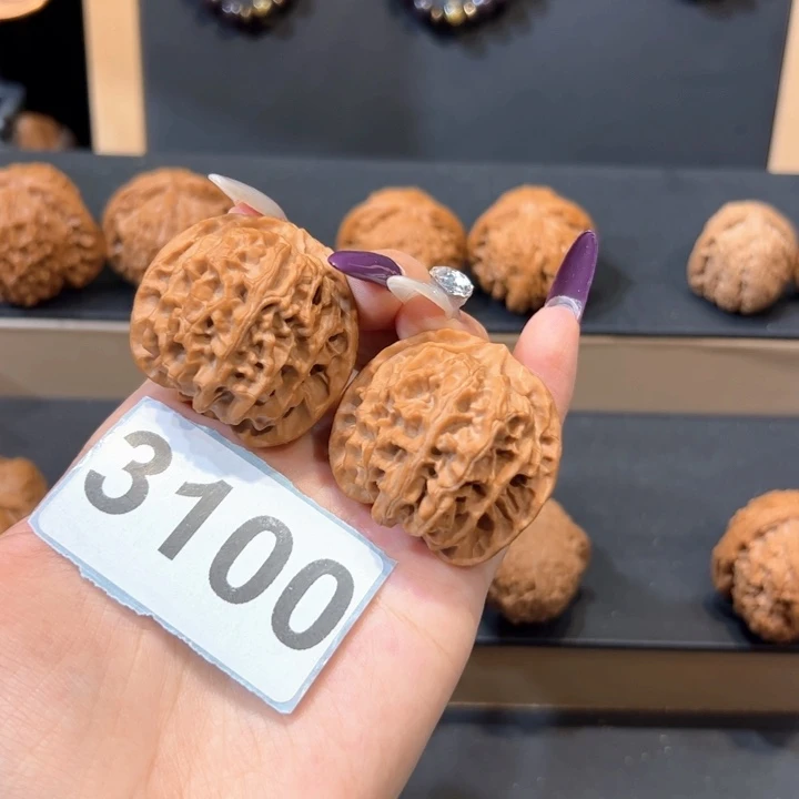 文玩核桃吊坠39全品文玩核桃苹果圆