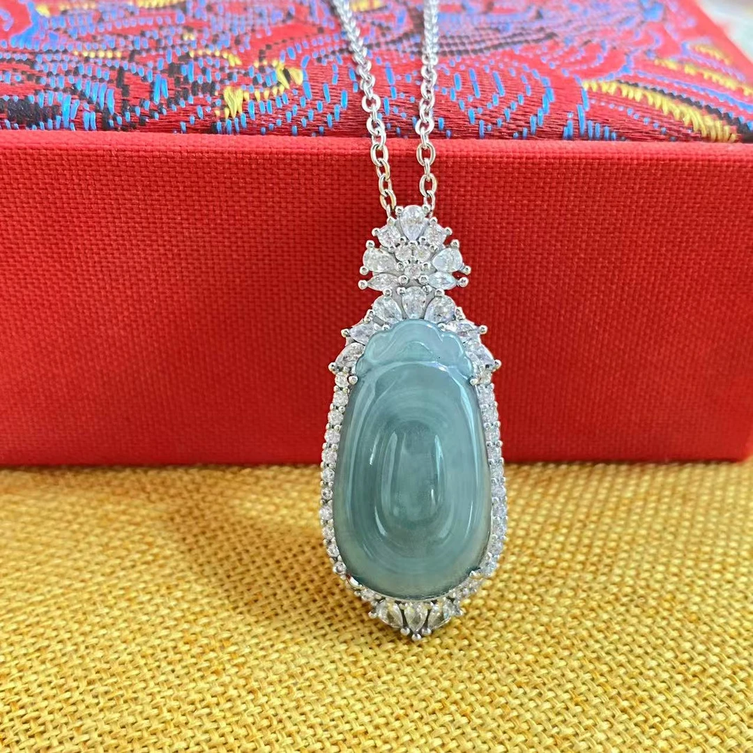 天然玉石 翡翠冰透福瓜吊坠