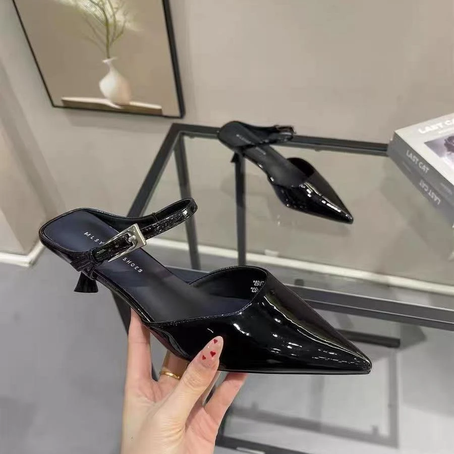 5017  新款法式时尚气质细跟尖头半包凉拖鞋