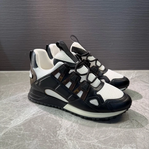 未使用 LouisVuitton/路易威登 黑棕色老花网面透气运动鞋39-40码