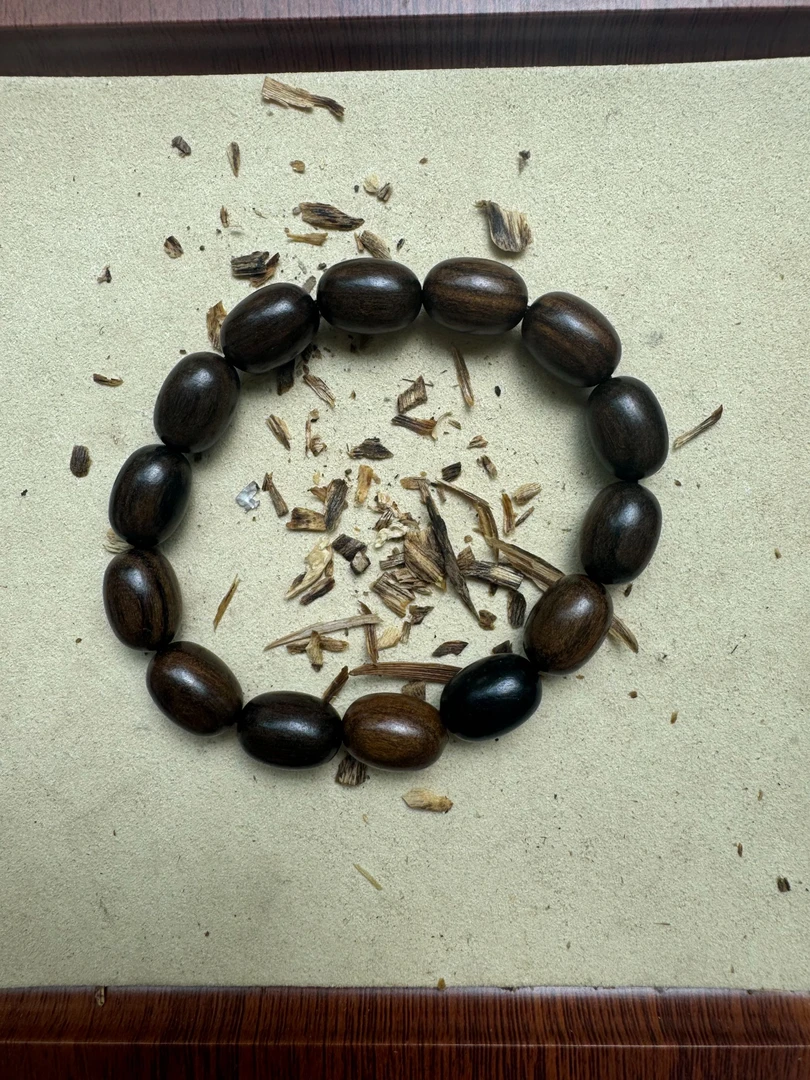 A138珍藏巴布亚贡木沉水老料12x16mm