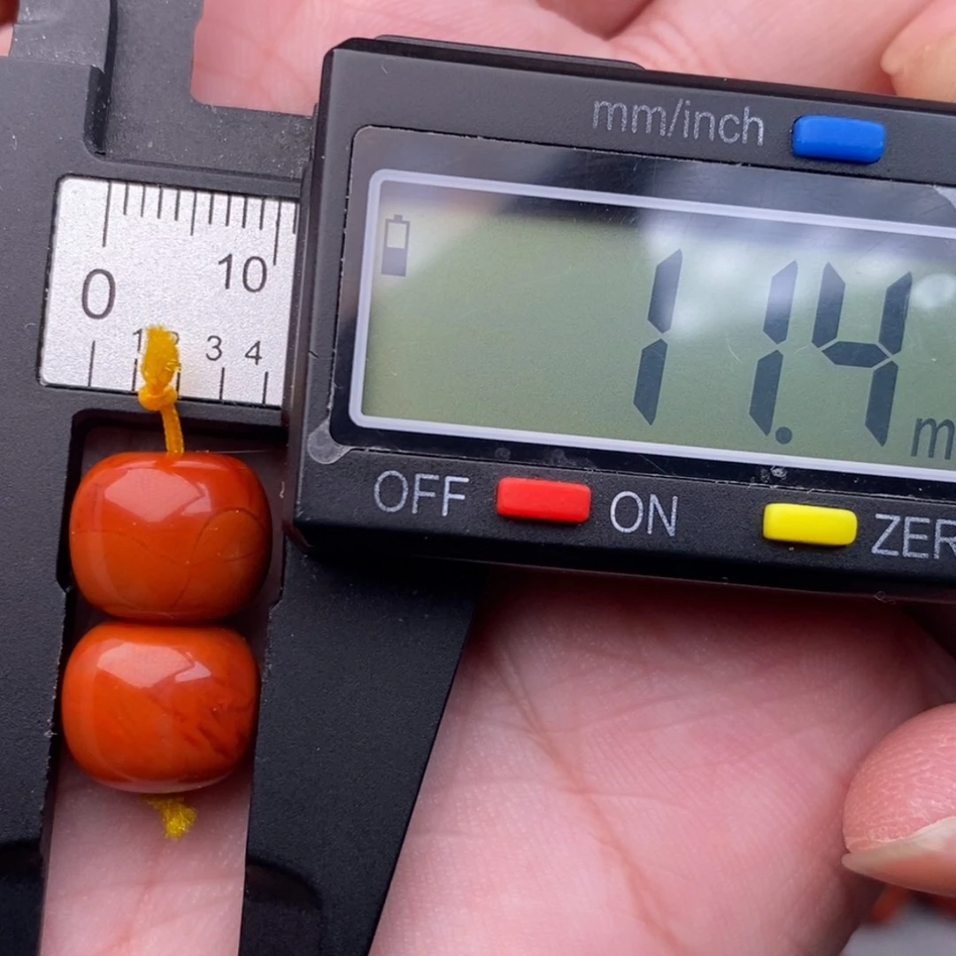 南红玛瑙配饰未镶嵌微瑕