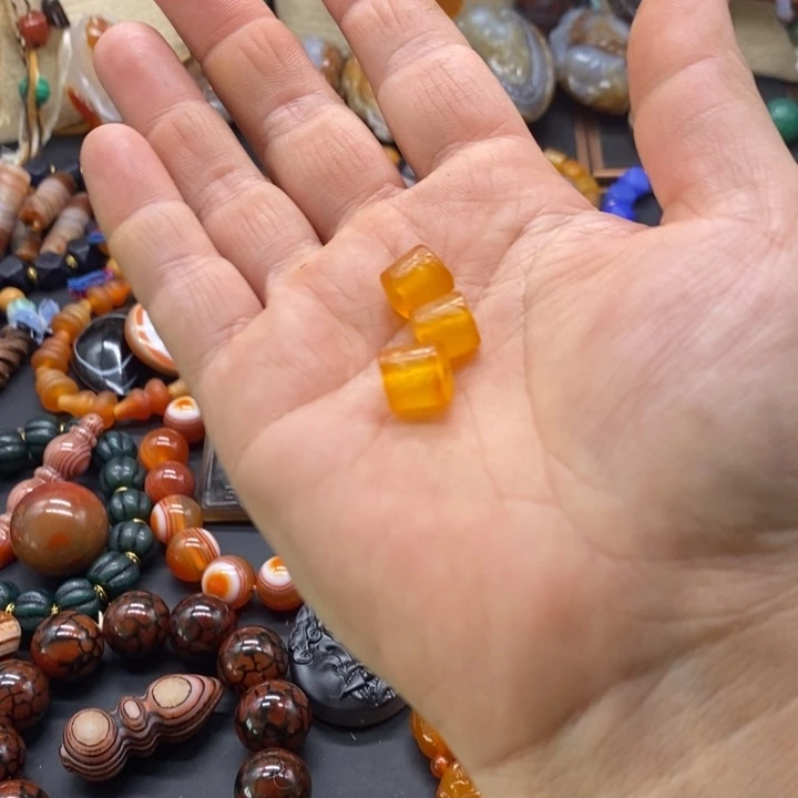 玛瑙/玉髓手链未镶嵌半**雨