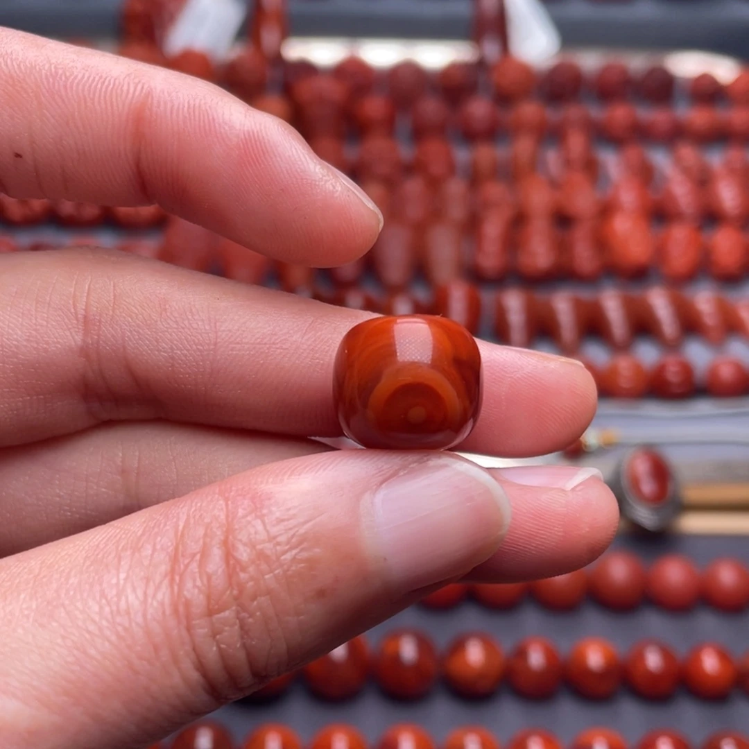 南红玛瑙未镶嵌其他W13.8瓦西双色满肉老型珠