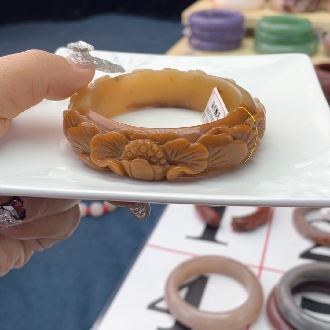 日***影石英岩玉未镶嵌手镯