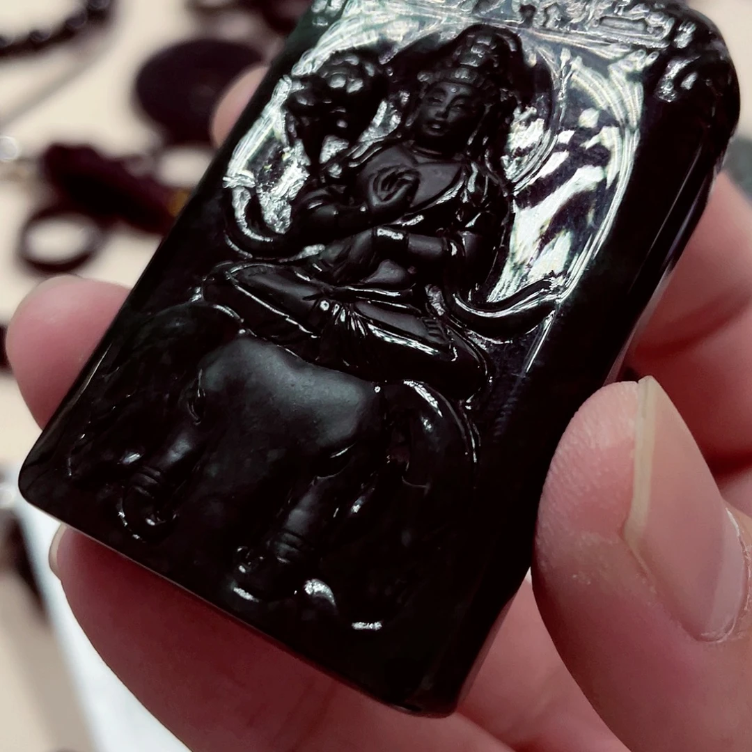 翡翠未镶嵌颈饰先鉴后发一物一证