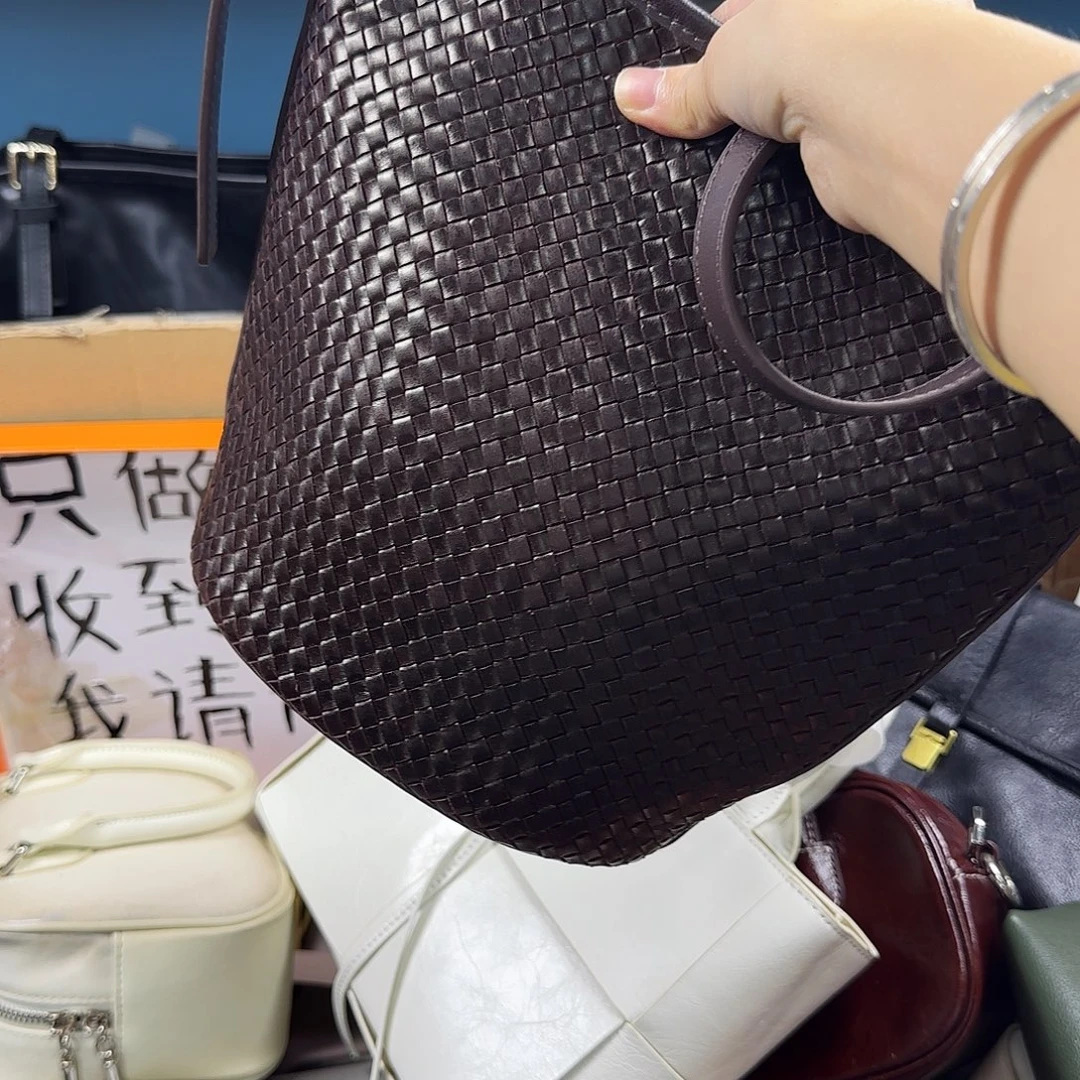 黄牛皮（革）头层牛皮山羊皮（革）