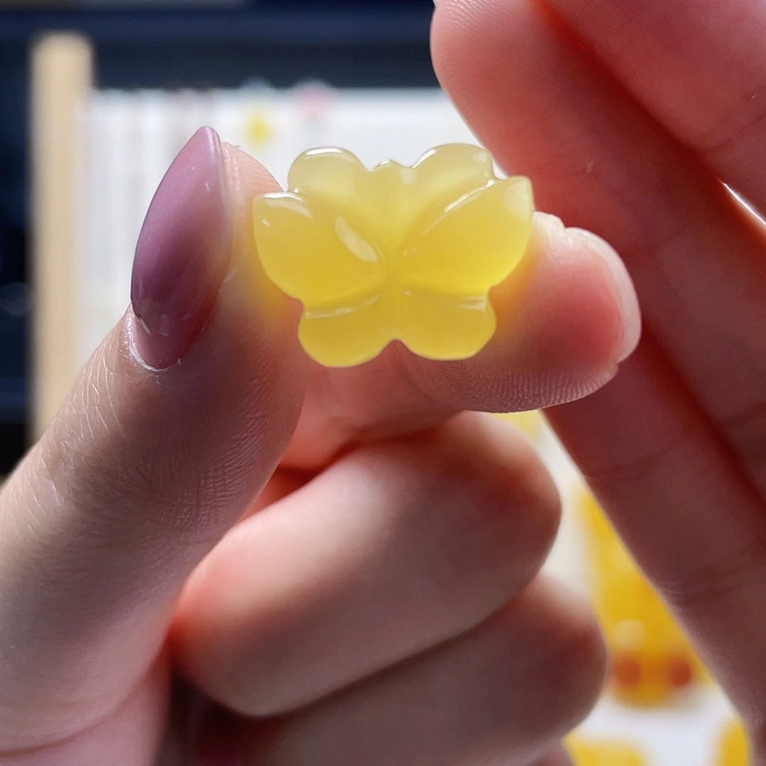 蜜蜡未镶嵌裸石蜜蜡蝴蝶