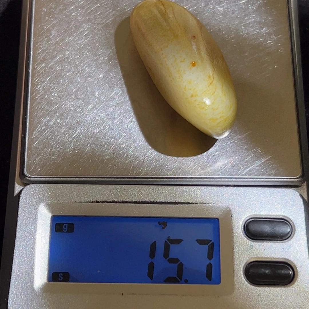 和田玉未镶嵌珠宝奇石