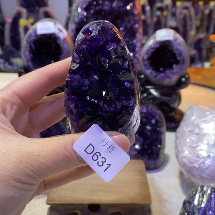 水晶摆件未镶嵌摆件