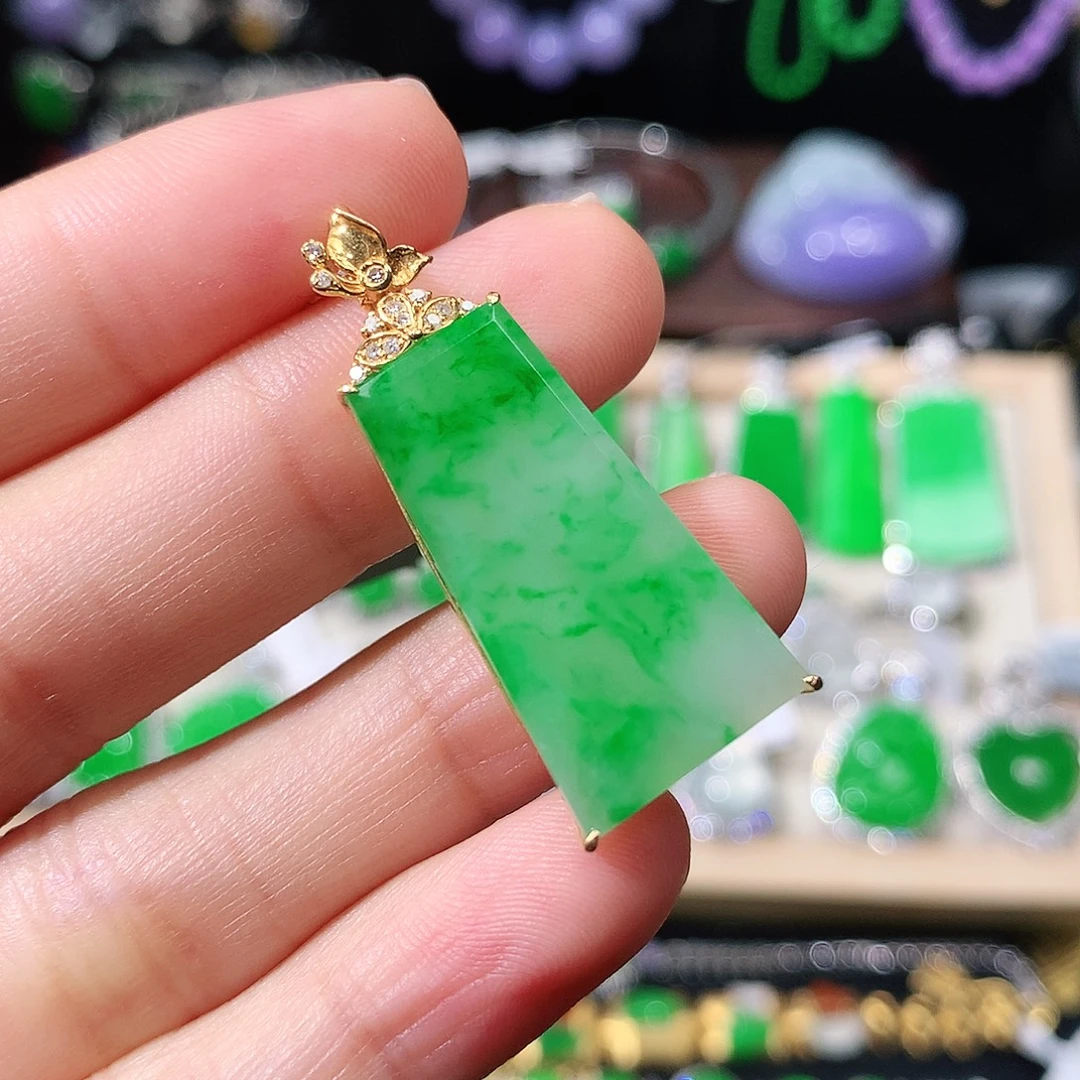 翡翠18K金镶嵌吊坠(不含链)