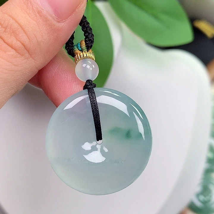 颈饰未镶嵌翡翠平安扣 28x6.2mm