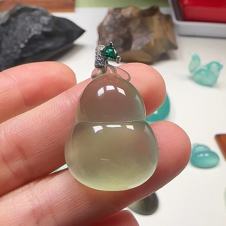 岫玉未镶嵌吊坠(不含链)