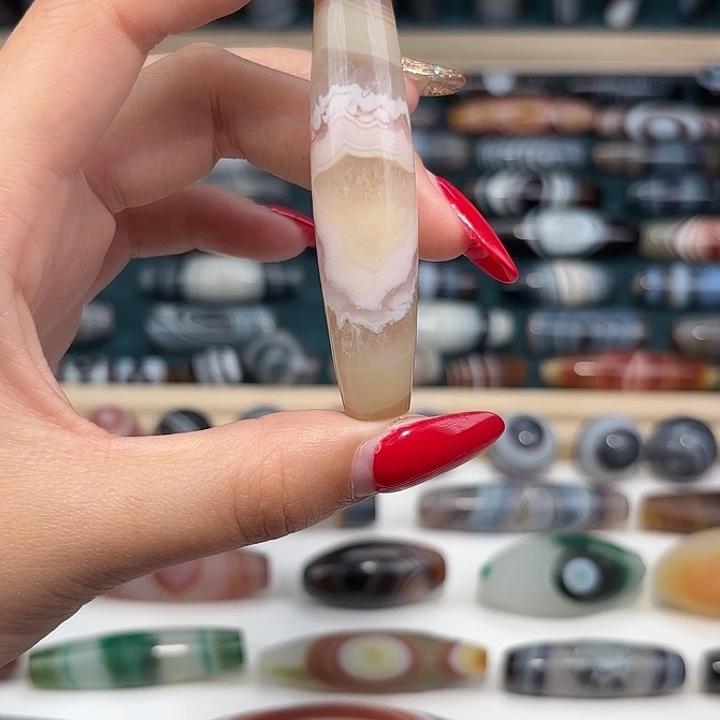 岁***好玛瑙/玉髓合金珠宝奇石