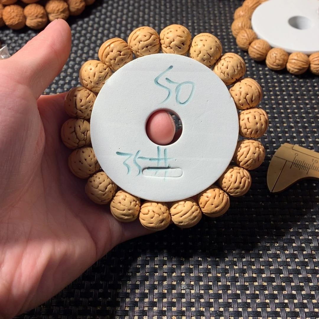 張***林手串桃核35号链接，