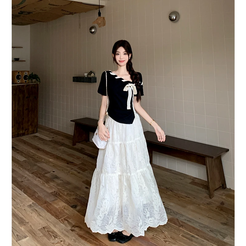 小个子法式气质时尚黑色T恤套装女夏显瘦设计感丝半身裙子两件套