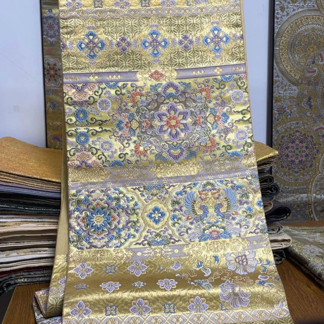 刺绣织锦技艺高超