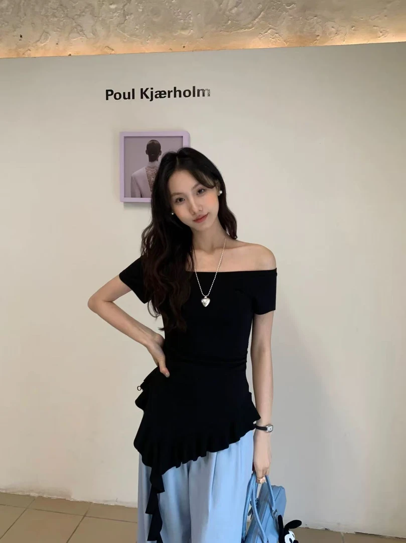 【201-300】时尚纯欲显瘦百搭辣妹夏季气质心动女装十三APM万佳优选