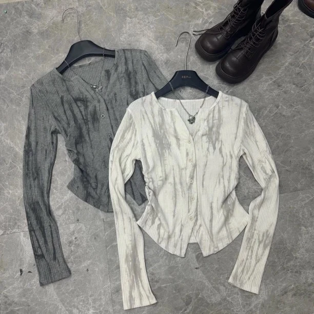 两边收腰显瘦褶皱晕染长袖T恤女内搭设计感打底衫上衣