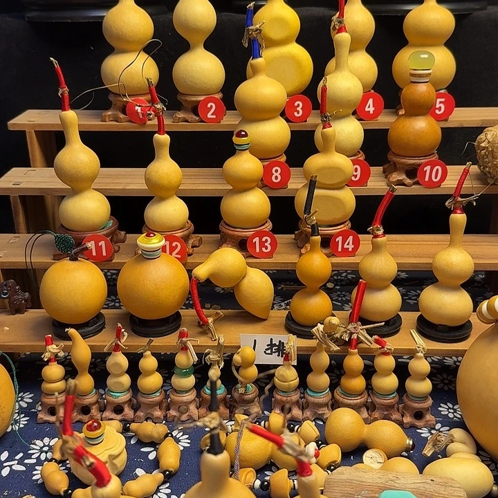 赵***赵木天然葫芦桌面摆件