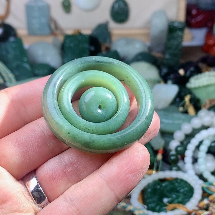 未镶嵌和田玉挂件