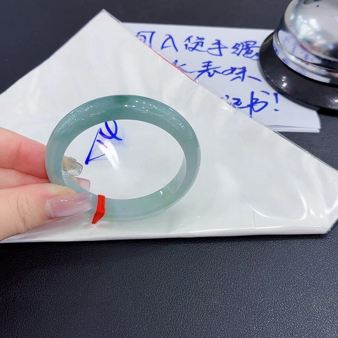 翡翠未镶嵌手镯天然缅甸翡翠手镯54