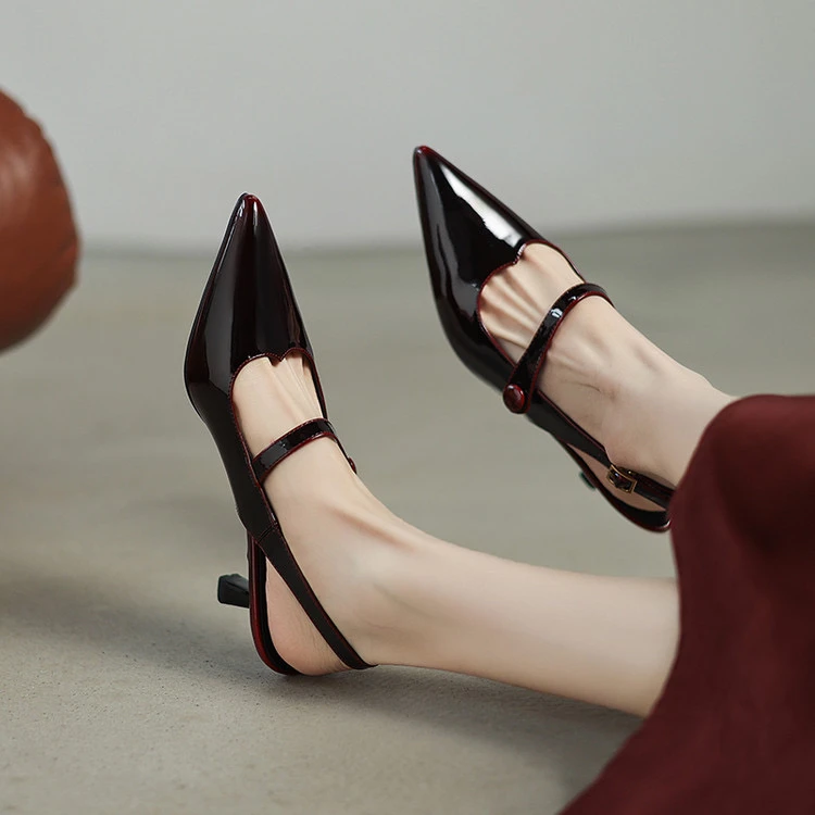 里外纯皮～牛皮5.5cm尖头法式中跟复古百搭时装凉鞋夏季简约酒杯跟