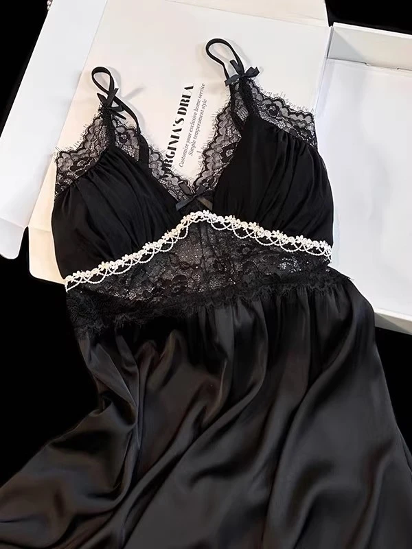 法式纯欲性感吊带睡衣女冰丝夏新款黑色蕾丝拼接睡裙带胸垫家居服