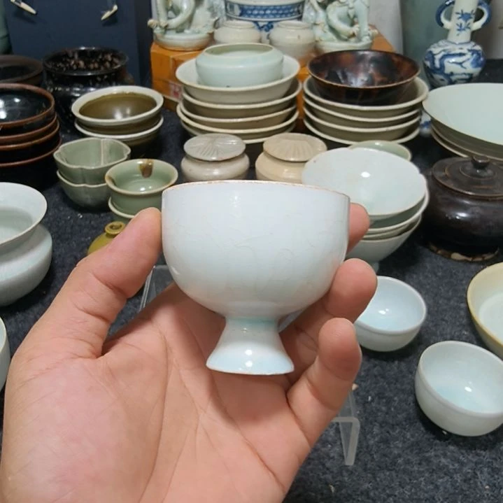 紫砂茶盘用****2湖田窑小杯子一个全品