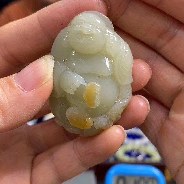 卡***卡颈饰未镶嵌和田玉