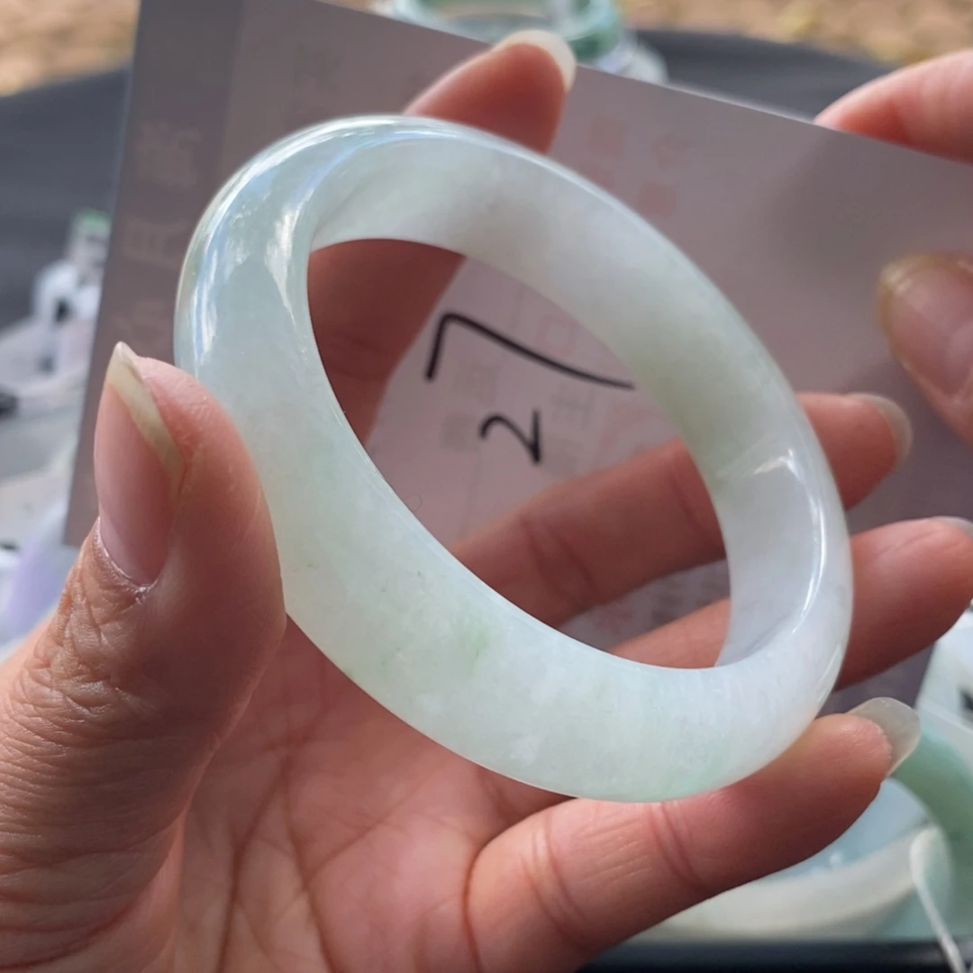 翡翠未镶嵌手镯轮胎手镯