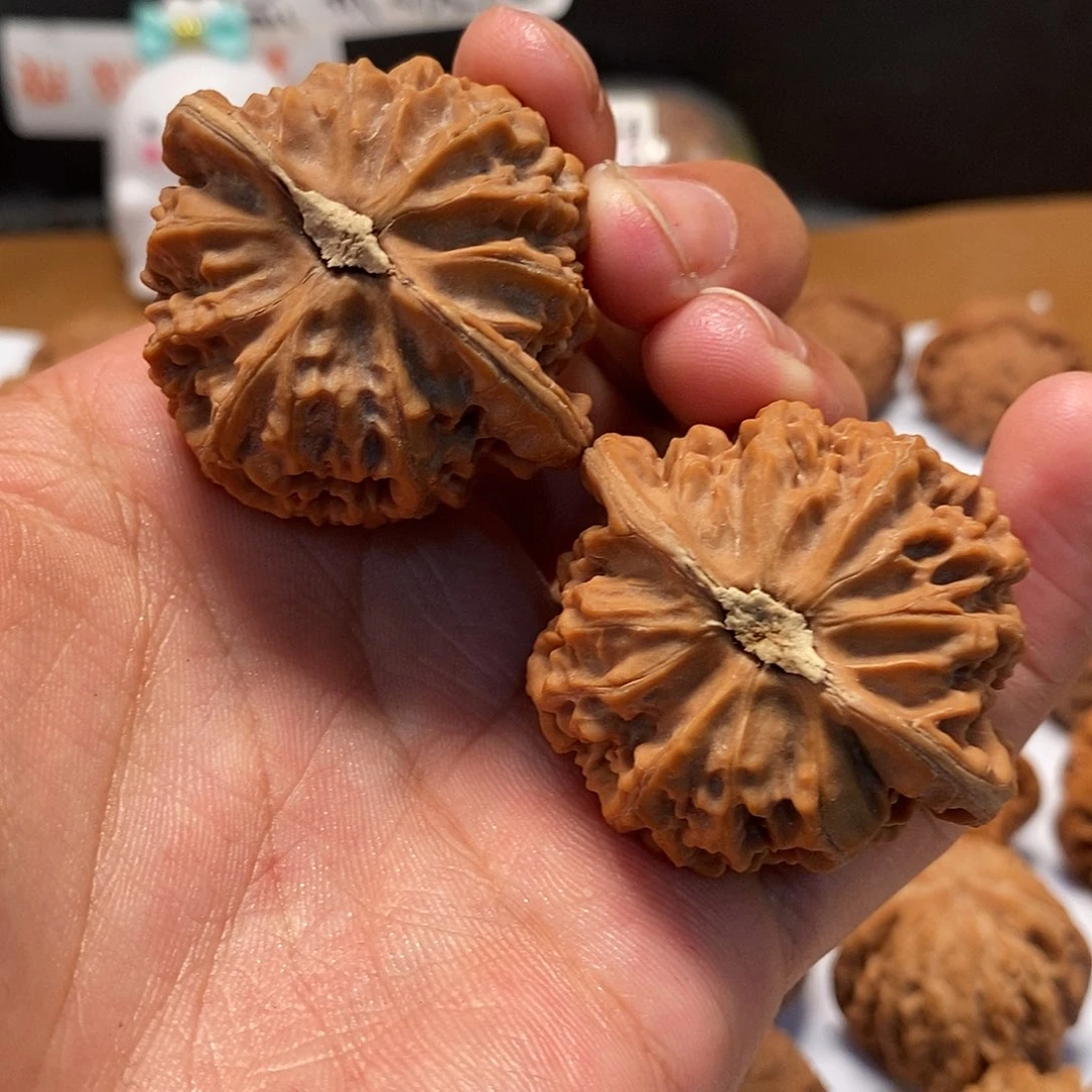 吊坠文玩核桃43尺寸全品宫灯