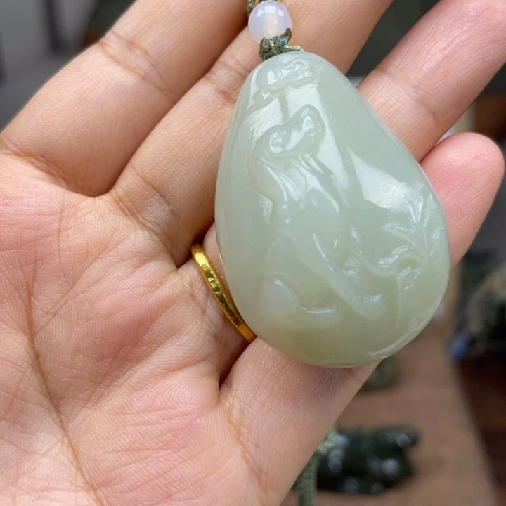 颈饰未镶嵌和田玉