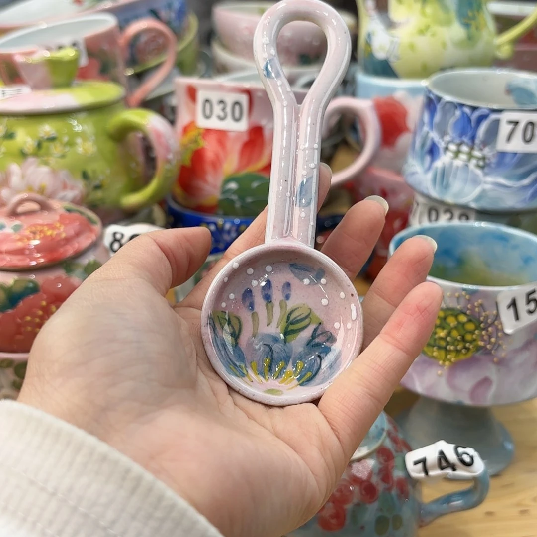 瓷片哈哈哈哈哈盖茨