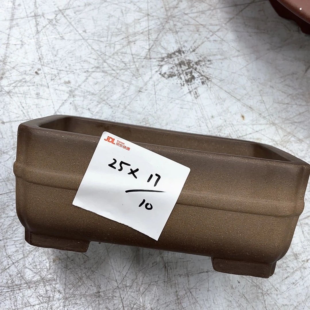 紫砂花盆紫砂的颜色很好看